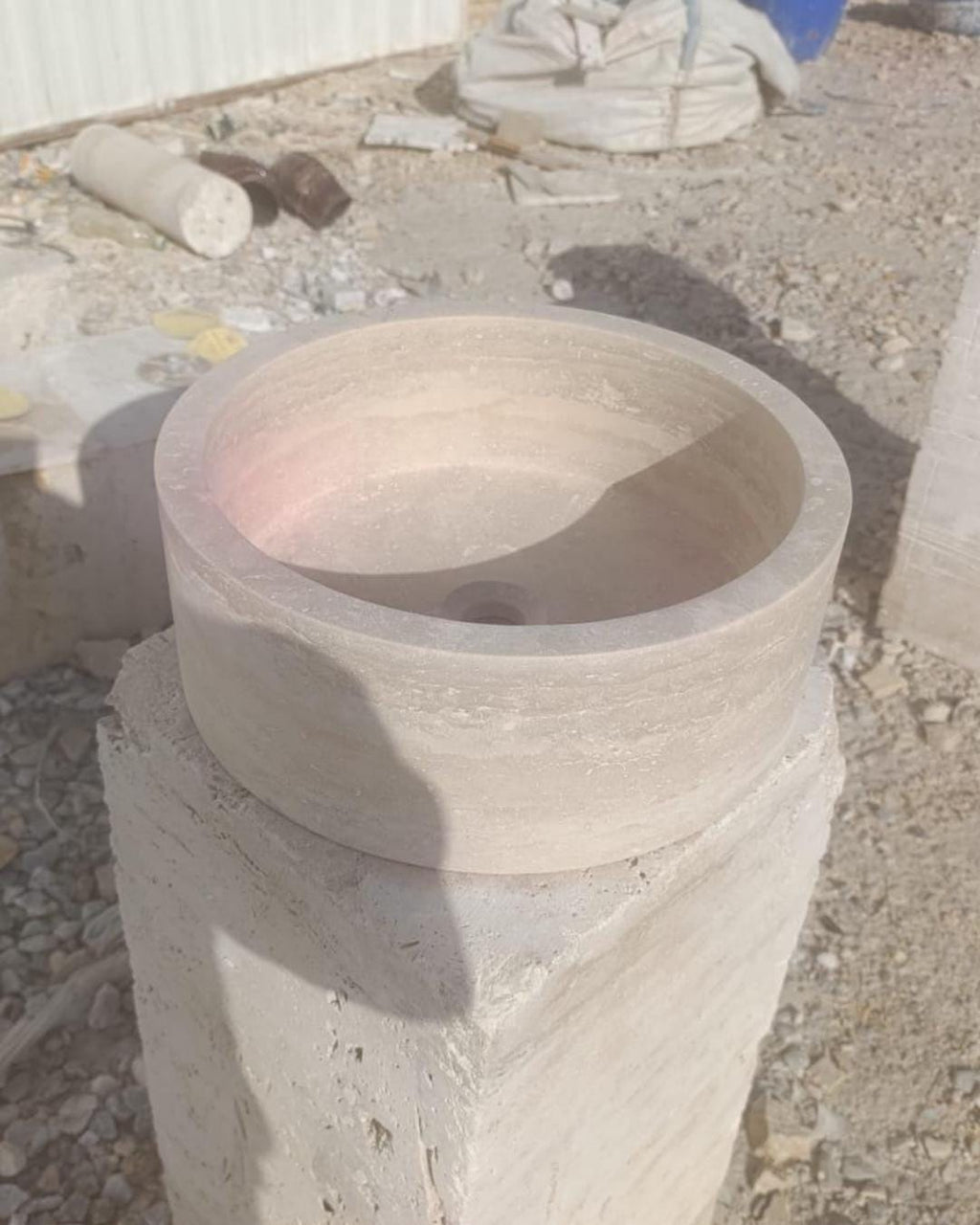 Handmade Travertine Round Marble Sink: Luxury Bathroom Vanity