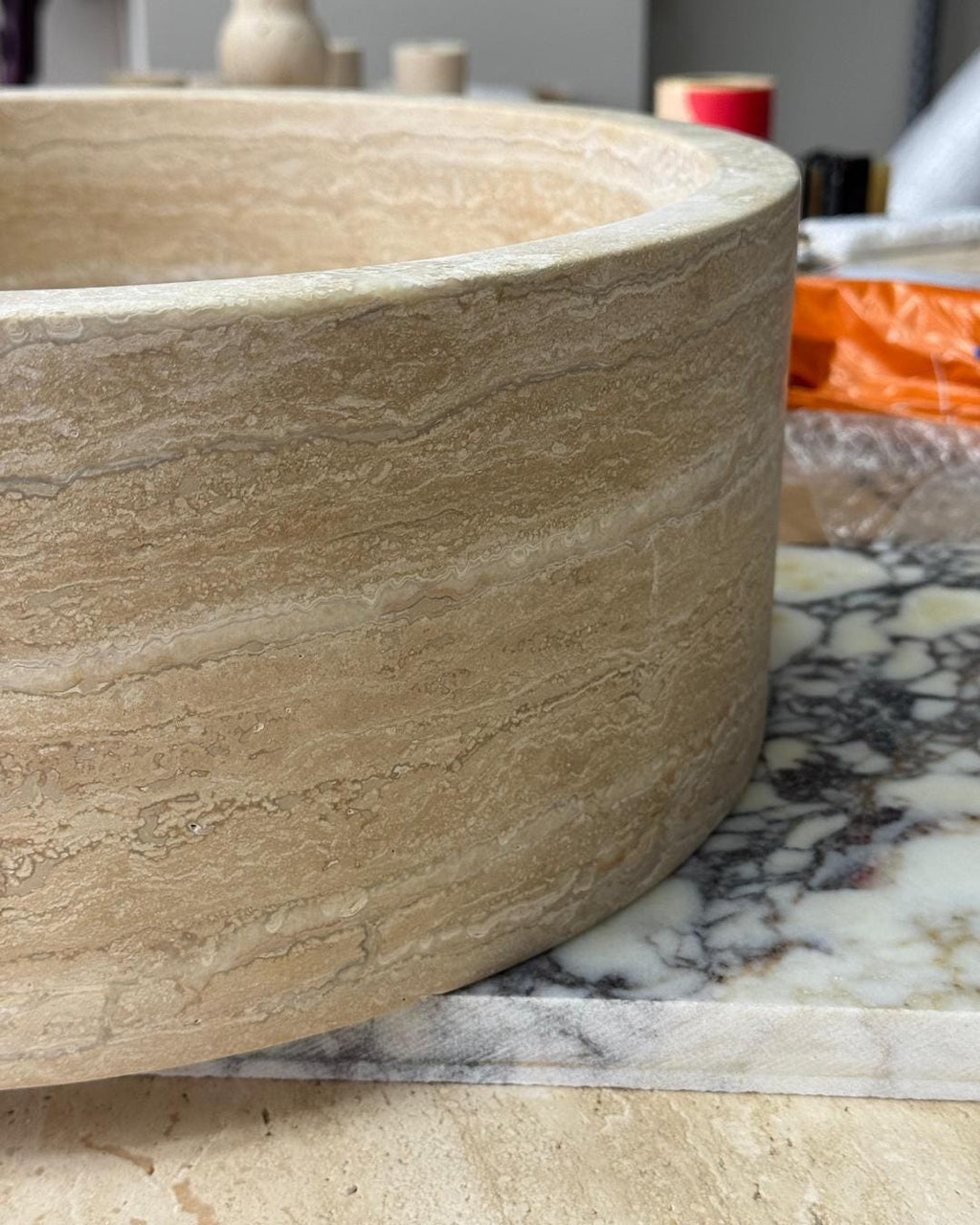 Handmade Travertine Round Marble Sink: Luxury Bathroom Vanity