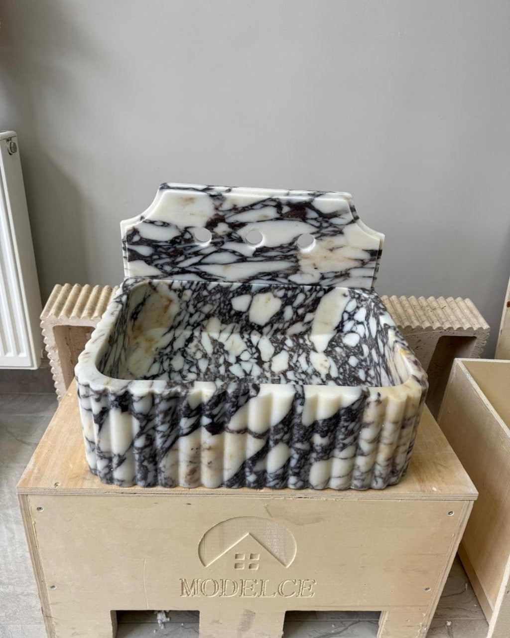 Calacatta Viola Marble Backsplash Sink Luxury Bathroom Vanity Handmade Stone Wall Mount Basin
