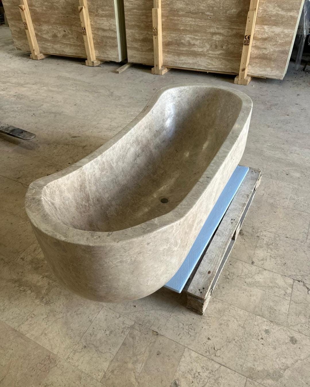 White Tundra Marble Freestanding Bathtub, Handmade Solid Stone Soaking Tub