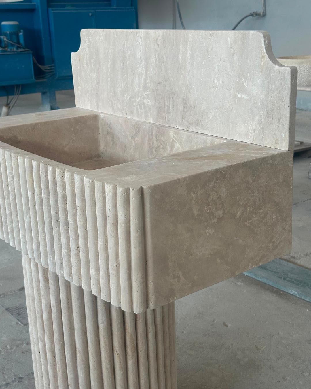 Fluted Travertine Pedestal Sink, Handmade Natural Stone Vanity, Luxury Freestanding Bathroom Washbasin